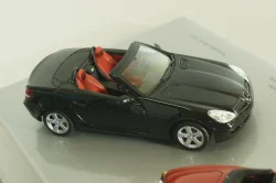 Mercedes 190 SL (W 121) 1955 red and Mercedes SLK 350 (R171) 2004 black, Set, B66045920,  Minichamps 1:43 