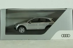 Audi Q5 2017, silver, IScale 1:43