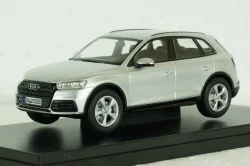 Audi Q5 2017, silver, IScale 1:43