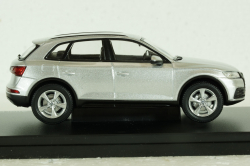 Audi Q5 2017, silver, IScale 1:43