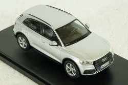 Audi Q5 2017, silver, IScale 1:43