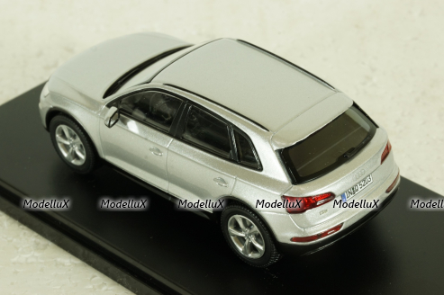 Audi Q5 2017, silver, IScale 1:43