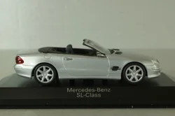Mercedes SL 500 cabriolet (R230) 2001, silver, B66961924, Minichamps 1:43