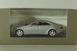 Mercedes CLS 500 (C219) 2004, silver, B66961989, Minichamps 1:43 Уценка!
