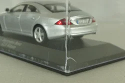 Mercedes CLS 500 (C219) 2004, silver, B66961989, Minichamps 1:43 Уценка!