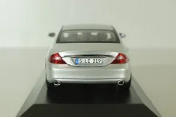 Mercedes CLS 500 (C219) 2004, silver, B66961989, Minichamps 1:43 Уценка!