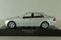 Mercedes E 320 (W211) 2002, silver, B66961948, Minichamps 1:43