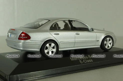 Mercedes E 320 (W211) 2002, silver, B66961948, Minichamps 1:43