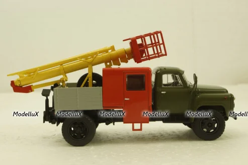 Газ-52 ТВГ-15 (52), хаки/красный/серый, АвтоИстория 1:43