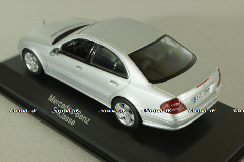 Mercedes E 320 (W211) 2002, silver, B66961948, Minichamps 1:43