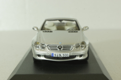 Mercedes SL 500 cabriolet (R230) with operation roof 2001, silver, B669619268, Norev 1:43
