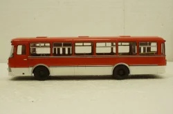 Лиаз-677М, красный/белый, Советский Автобус 1:43