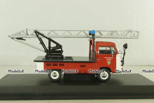 Volkswagen T2a Feuerwehr mit Drehleiter, red, 03341, Schuco 1:43