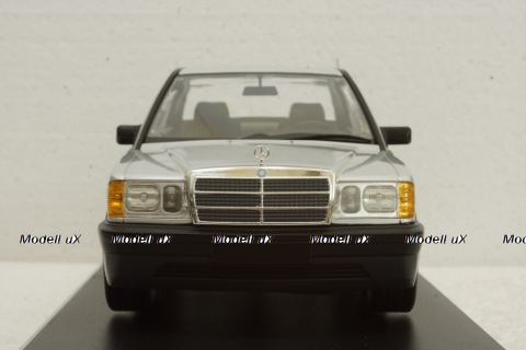 Mercedes 190E (W201) 1982 Silver, 155037004, Minichamps 1:18