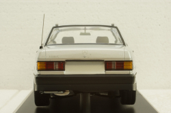 Mercedes 190E (W201) 1982 Silver, 155037004, Minichamps 1:18
