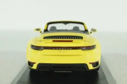 Porsche 911 (992) Turbo S Cabriolet 2019 Yellow, 410069484, Minichamps 1:43 Уценка!