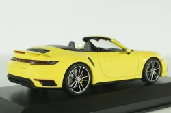 Porsche 911 (992) Turbo S Cabriolet 2019 Yellow, 410069484, Minichamps 1:43 Уценка!