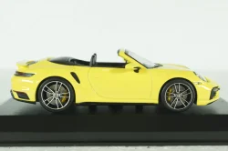 Porsche 911 (992) Turbo S Cabriolet 2019 Yellow, 410069484, Minichamps 1:43 Уценка!