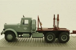 Яаз-210, лесовоз, TruckTyr 1:43