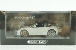 Porsche 911 (992) Targa 4 GTS 2022 Chalk, 410061061, Minichamps 1:43