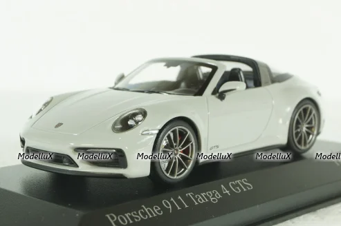 Porsche 911 (992) Targa 4 GTS 2022 Chalk, 410061061, Minichamps 1:43
