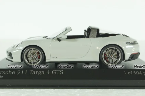 Porsche 911 (992) Targa 4 GTS 2022 Chalk, 410061061, Minichamps 1:43