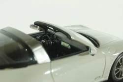 Porsche 911 (992) Targa 4 GTS 2022 Chalk, 410061061, Minichamps 1:43