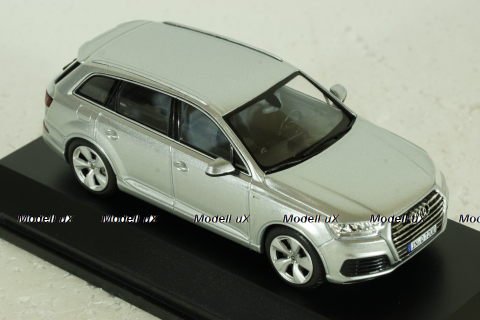 Audi Q7 S Line 2015, silver, 5011407613, Spark 1:43