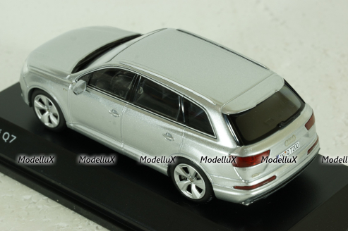 Audi Q7 S Line 2015, silver, 5011407613, Spark 1:43