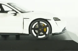 Porsche Taycan Turbo S 2020, white, 410068476, Minichamps 1:43