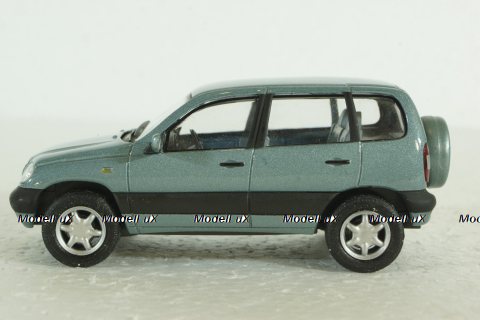 Chevrolet Niva, серо-голубой, Cararama 1:43