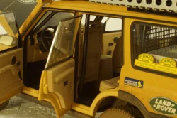 Land Rover Discovery Series I 5-door Camel Trophy Kalimantan 1996, dirty version,  ALM810411, Almost Real 1:18