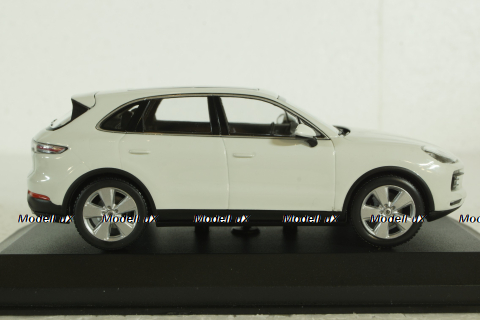 Porsche Cayenne, white, 2017, 410066302, Minichamps 1:43