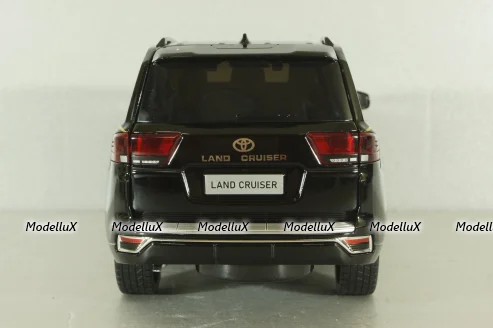Toyota Land Cruiser 300 2021, black, C0852, Che Zhi 1:18