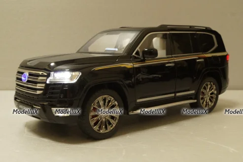 Toyota Land Cruiser 300 2021, black, C0852, Che Zhi 1:18