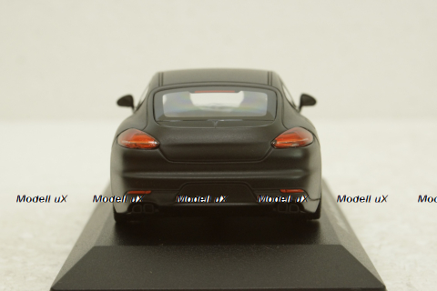 Porsche Panamera Turbo S, 2013, matt black, 940062370, Maxichamps 1:43