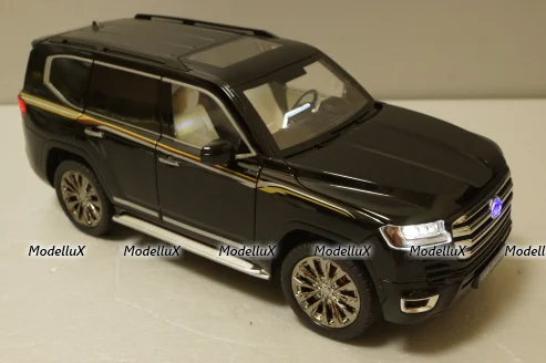 Toyota Land Cruiser 300 2021, black, C0852, Che Zhi 1:18