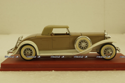 Duesenberg J, beige, Solido 1:43