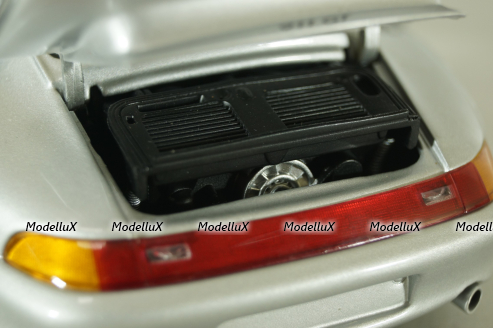 Porsche 911 GT2 (993) Street 1997 Arctic Silver Metallic 180065000, UT Models 1:18