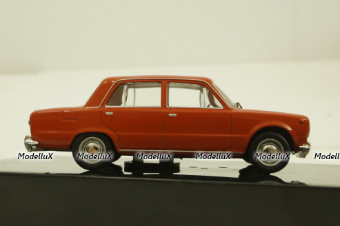 ВАЗ-2101 Lada 1200 1970, CLC313N, IXO 1:43
