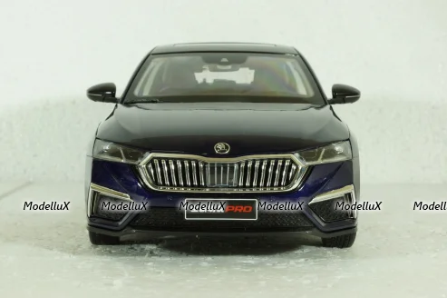 Skoda Octavia PRO (A8) 2021, Blue, Paudi 1:18 Без коробки!