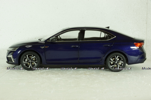 Skoda Octavia PRO (A8) 2021, Blue, Paudi 1:18 Без коробки!