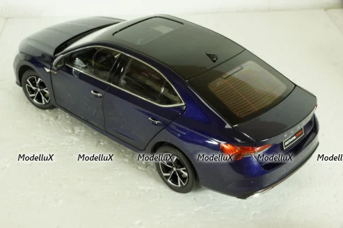 Skoda Octavia PRO (A8) 2021, Blue, Paudi 1:18 Без коробки!