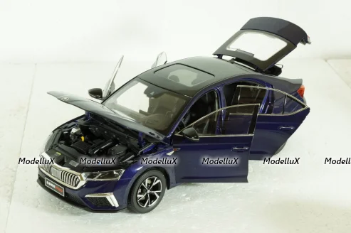 Skoda Octavia PRO (A8) 2021, Blue, Paudi 1:18 Без коробки!