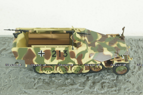 Sd. Kfz. 251/1 Ausf.D, 12.SS-Pz.Div, Falaise (France) 1944, Altaya 1:72