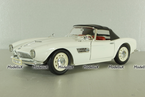 BMW 507 cabriolet 1956, white, Revell 1:18