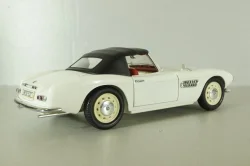 BMW 507 cabriolet 1956, white, Revell 1:18