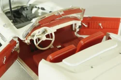 BMW 507 cabriolet 1956, white, Revell 1:18