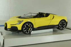 Bugatti W16 Mistral 2023, yellow, BU11051Y, Burago 1:18    