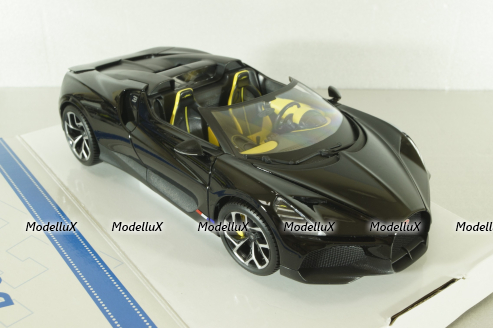 Bugatti W16 Mistral 2023, black,BU11051BK, Burago 1:18   